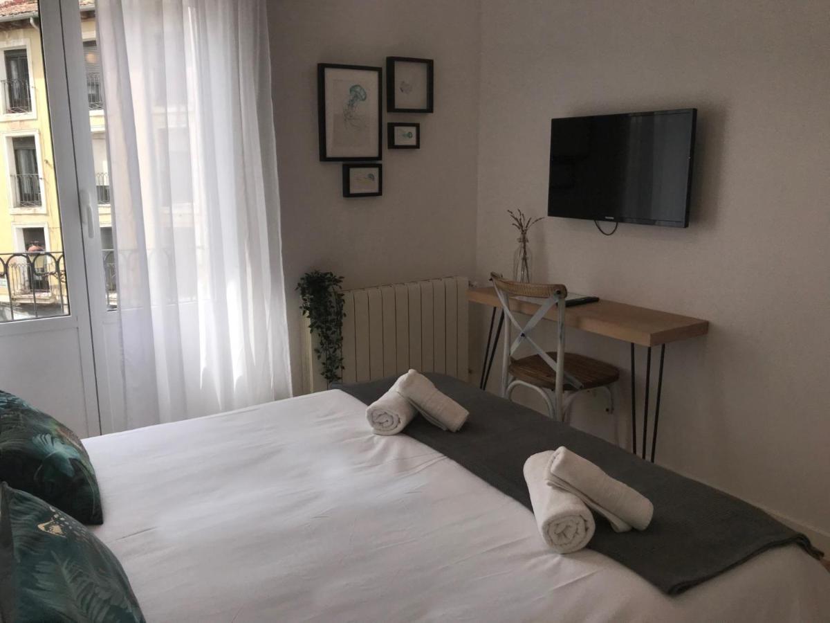 Pension Boutique Dona Urraca Burgo Exteriör bild