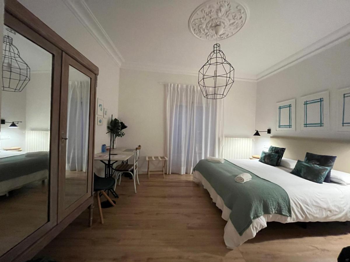 Pension Boutique Dona Urraca Burgo Exteriör bild