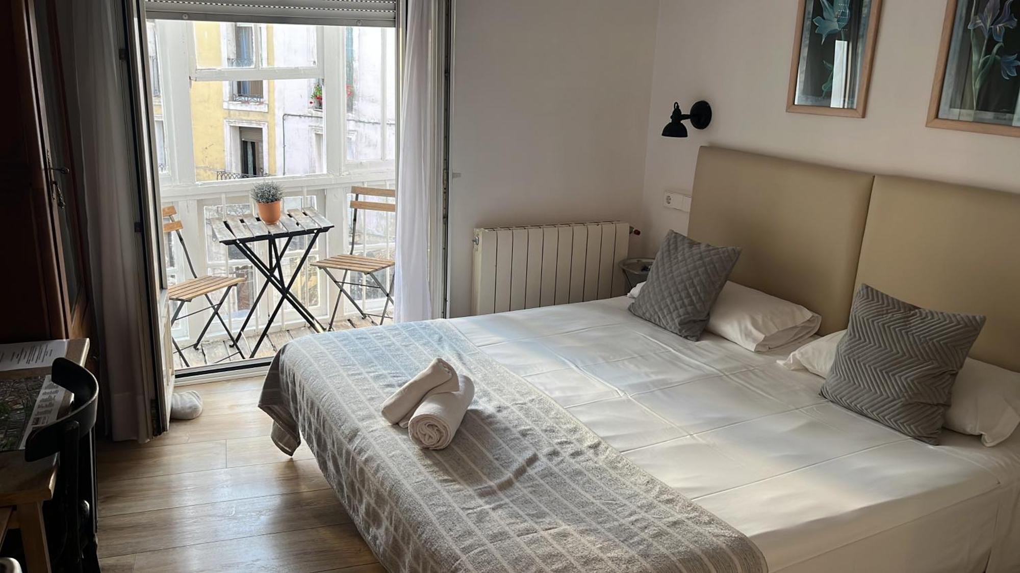 Pension Boutique Dona Urraca Burgo Exteriör bild